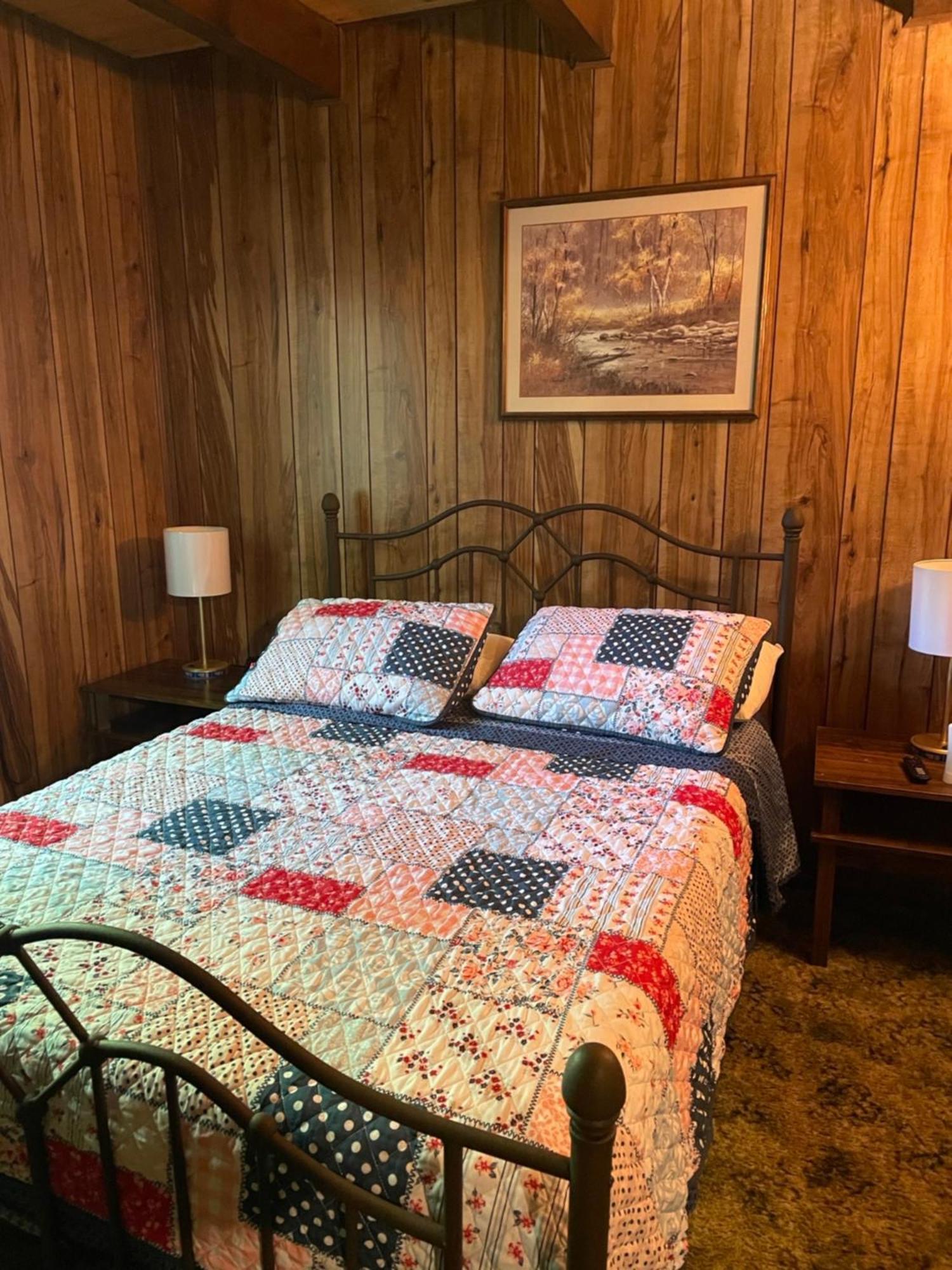 Saw Creek Cabin - Regent Hilltop Bushkill Bagian luar foto