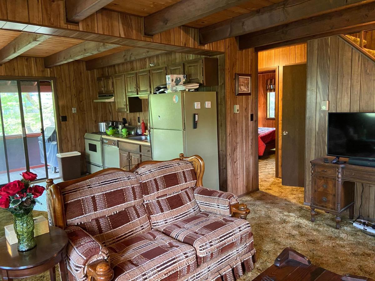 Saw Creek Cabin - Regent Hilltop Bushkill Bagian luar foto